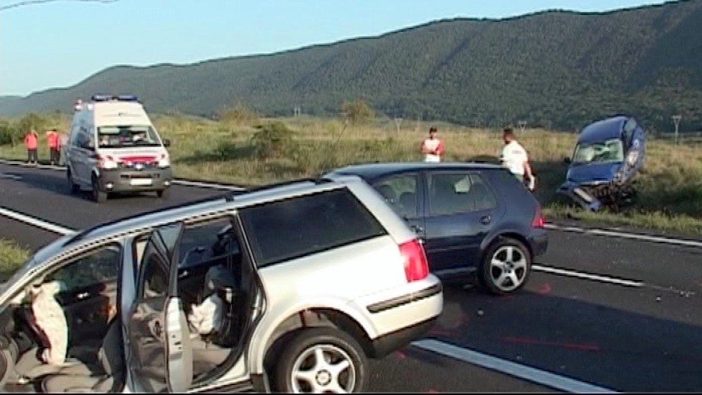 Soroška_nehoda_4 autá_8 zranených